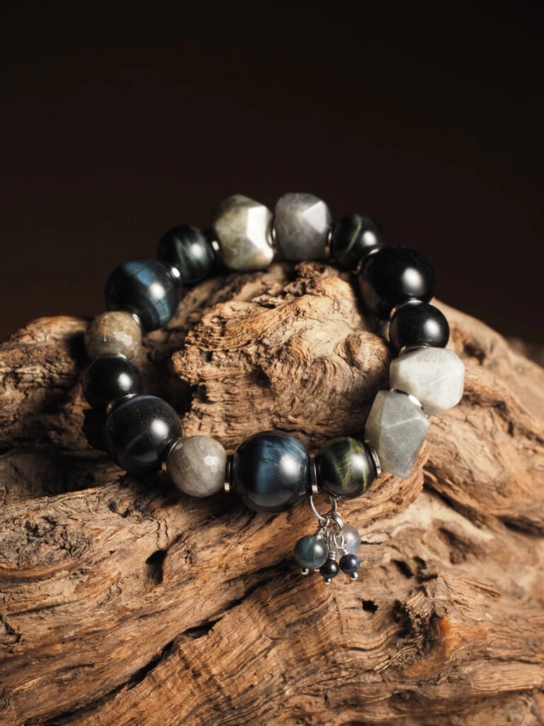 Браслет женский для 2-го числа рождения