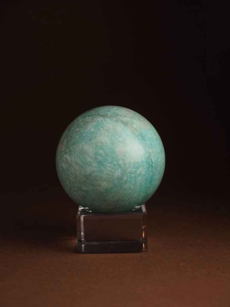 Каменный шар Амазонита №2