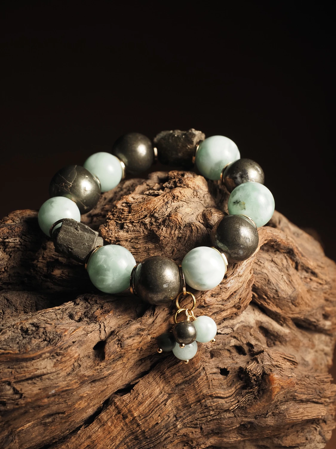 Браслет женский для 20-го числа рождения