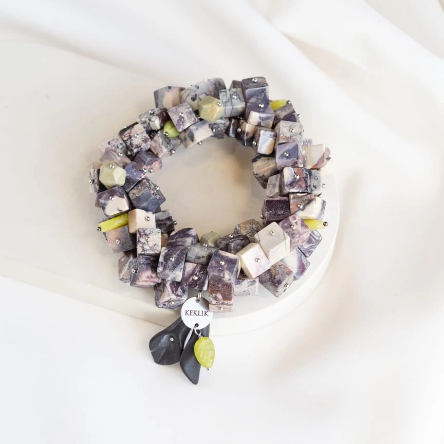 Браслет женский многокаменный из Яшмы