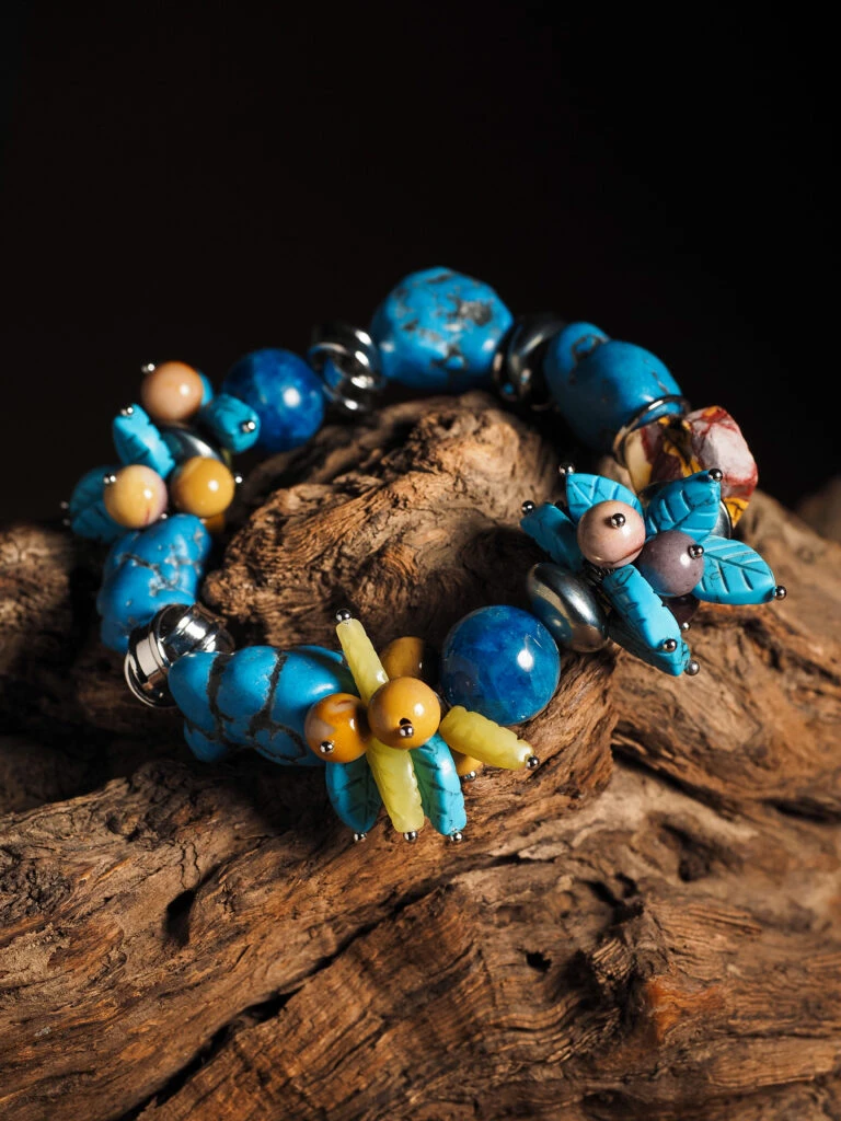 Браслет женский из Бирюзы, Апатита и Яшмы