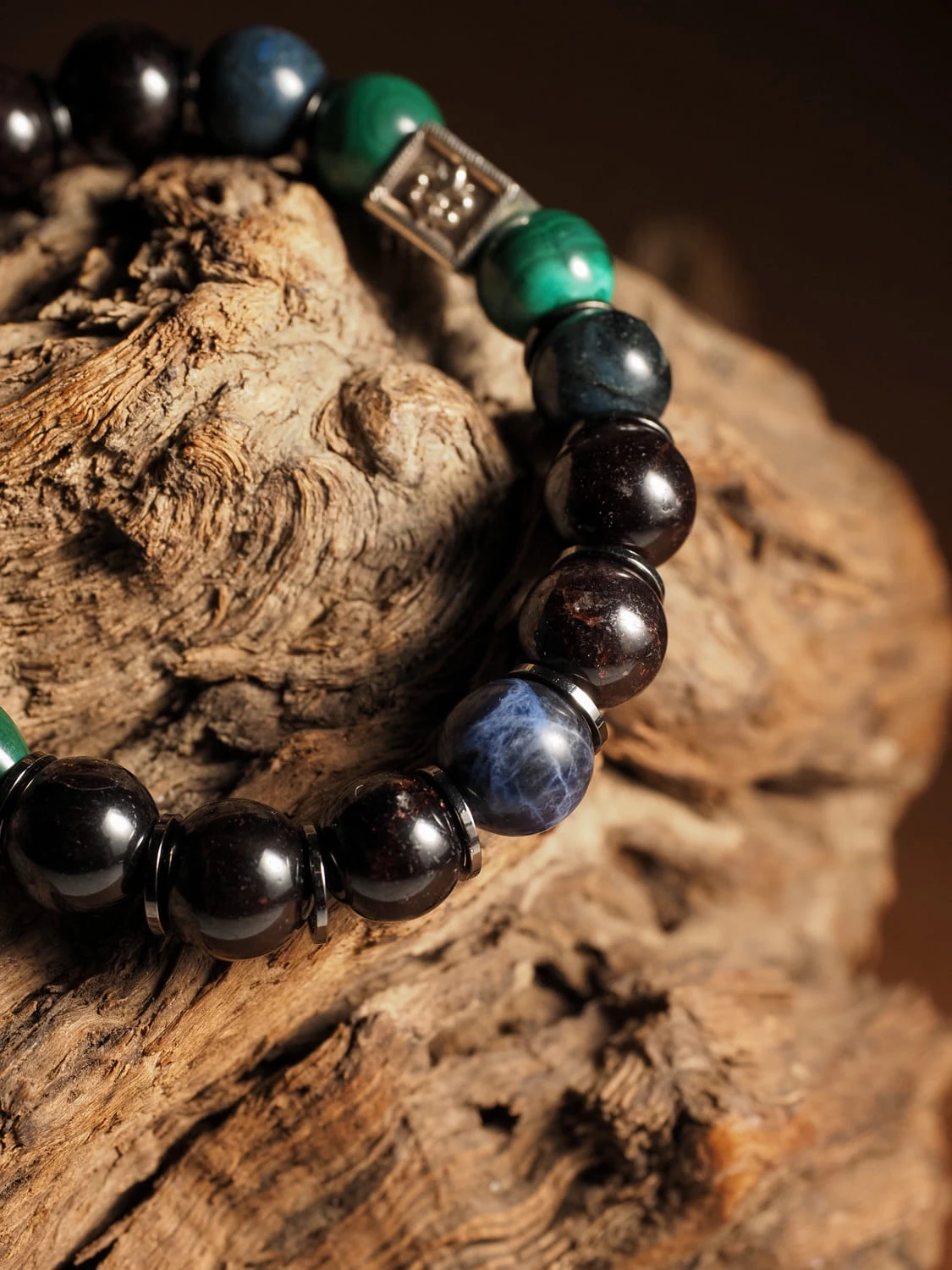 Браслет лаконичный из Граната, Малахита и Содалита