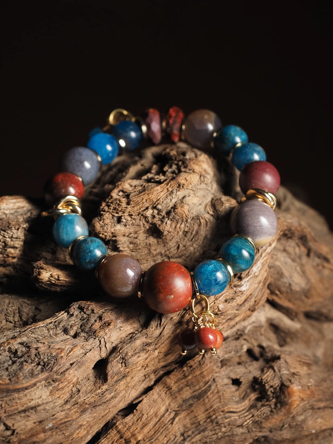 Браслет женский для 4-го числа рождения