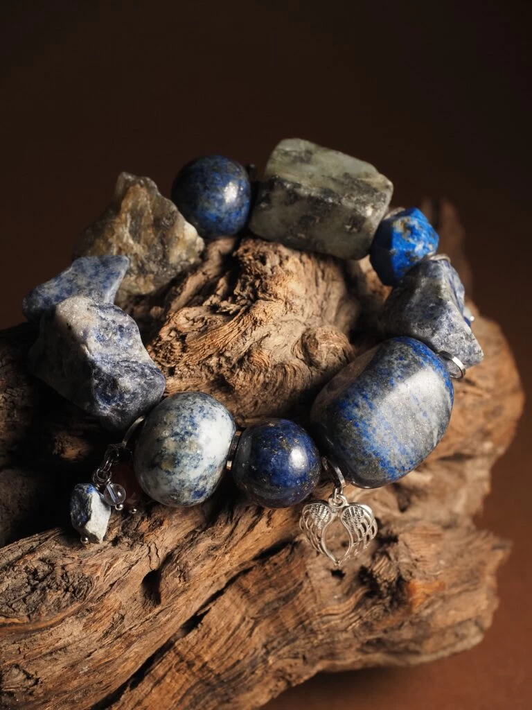 Браслет женский из Лазурита, Лабрадора и Содалита