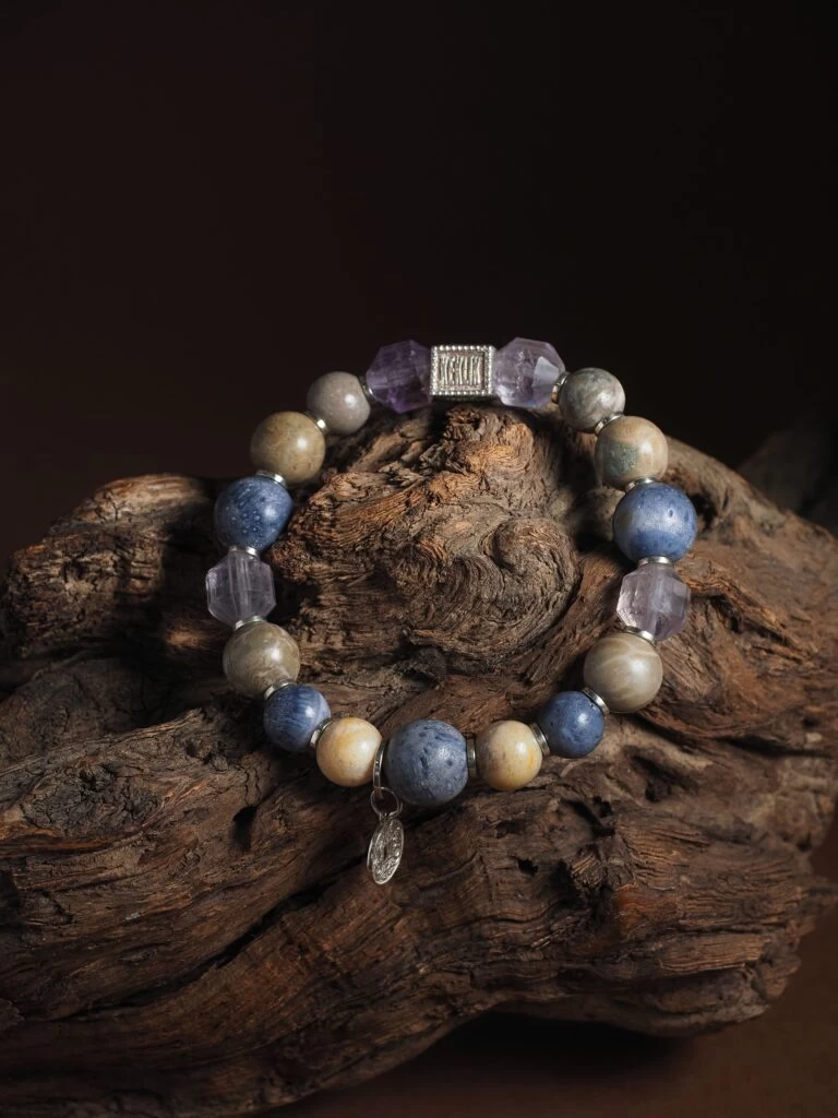 Браслет лаконичный из Коралла и Аметиста