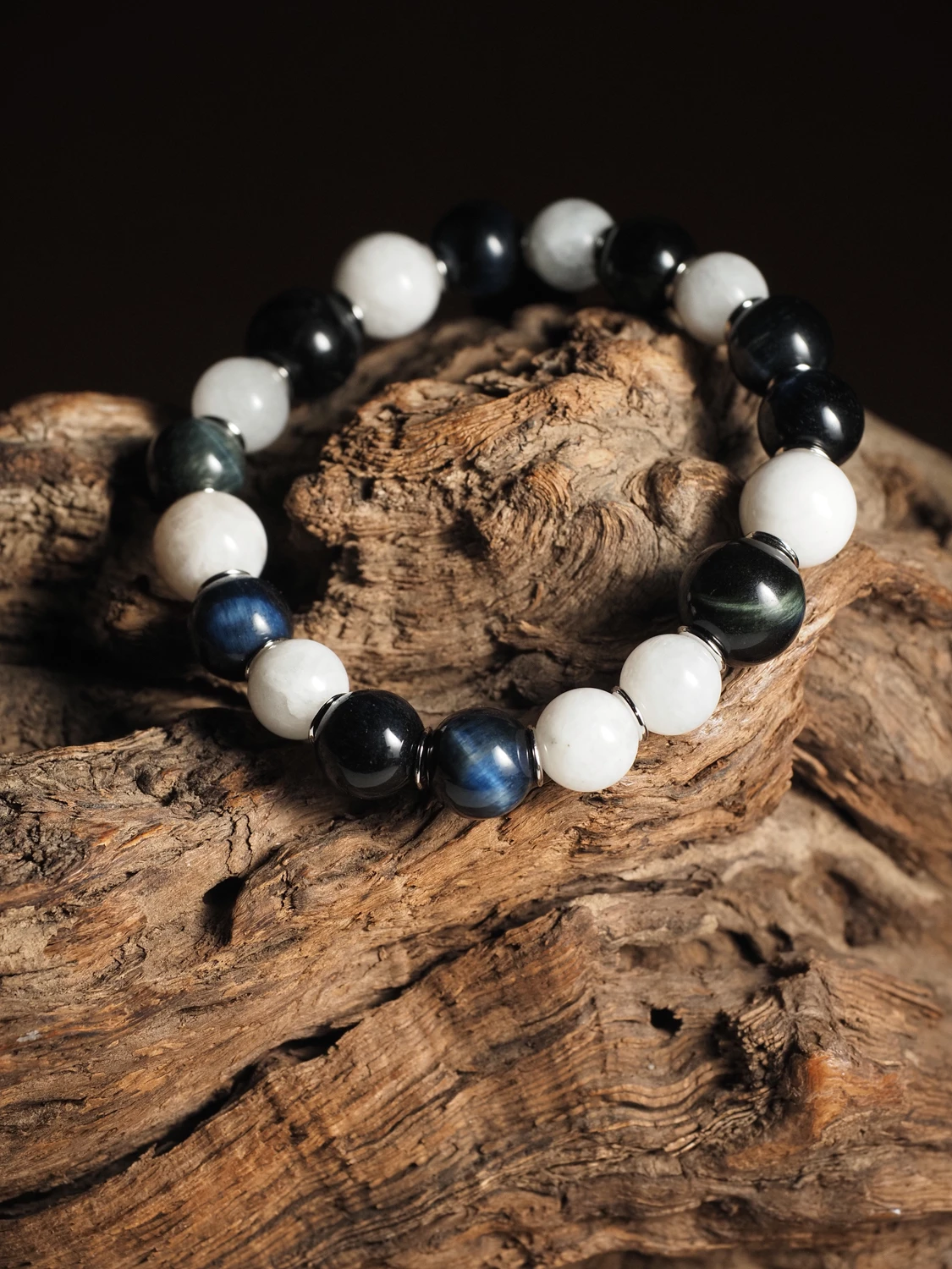 Браслет лаконичный для 24-го числа рождения