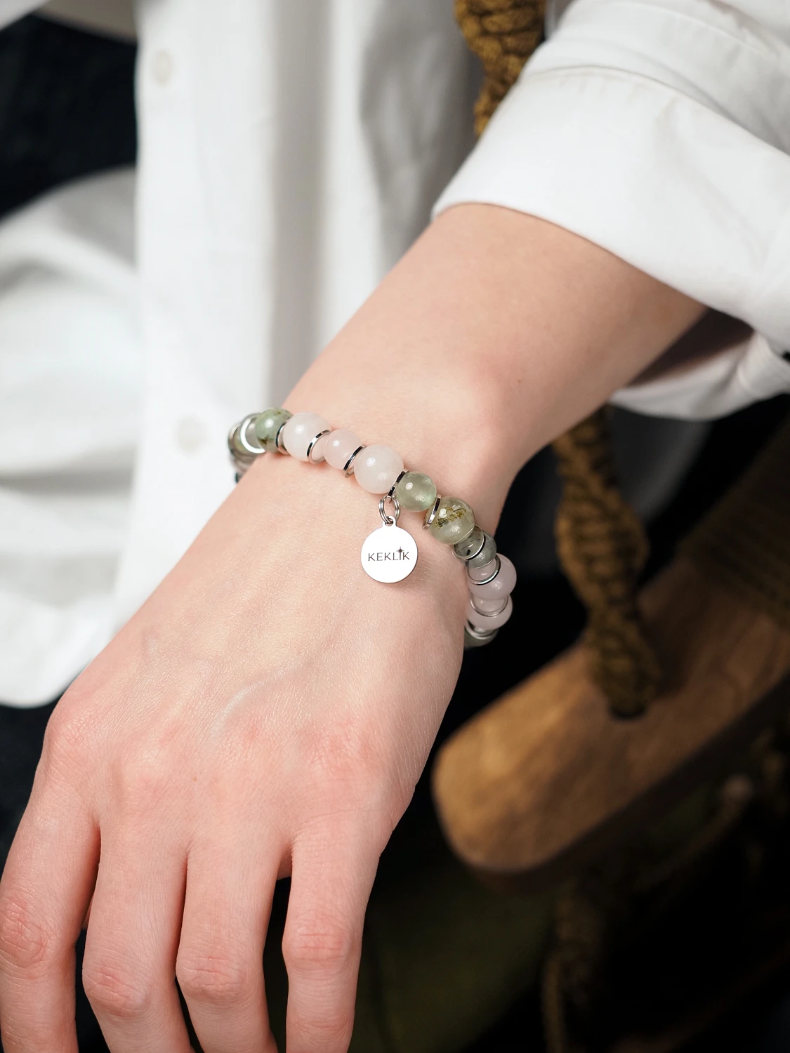 Браслет лаконичный для 27-го числа рождения