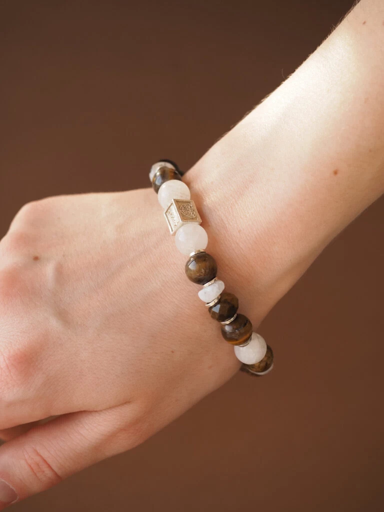 Браслет лаконичный из Адуляра (Лунный камень) и Тигрового глаза