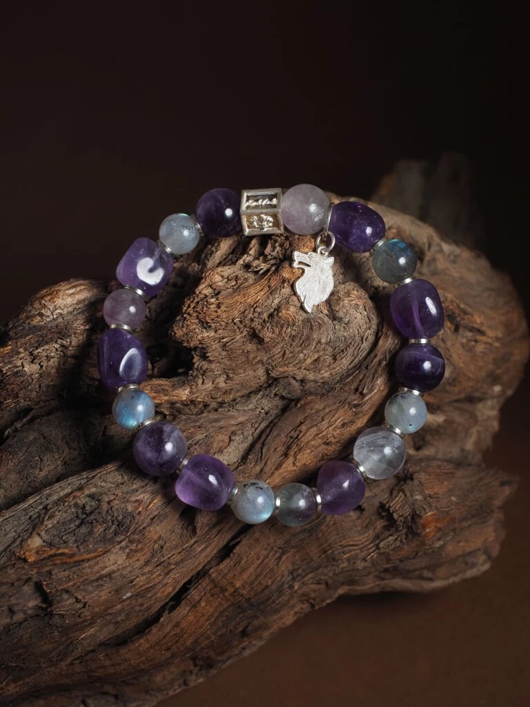 Браслет лаконичный из Лабрадора, Аметиста и Флюорита