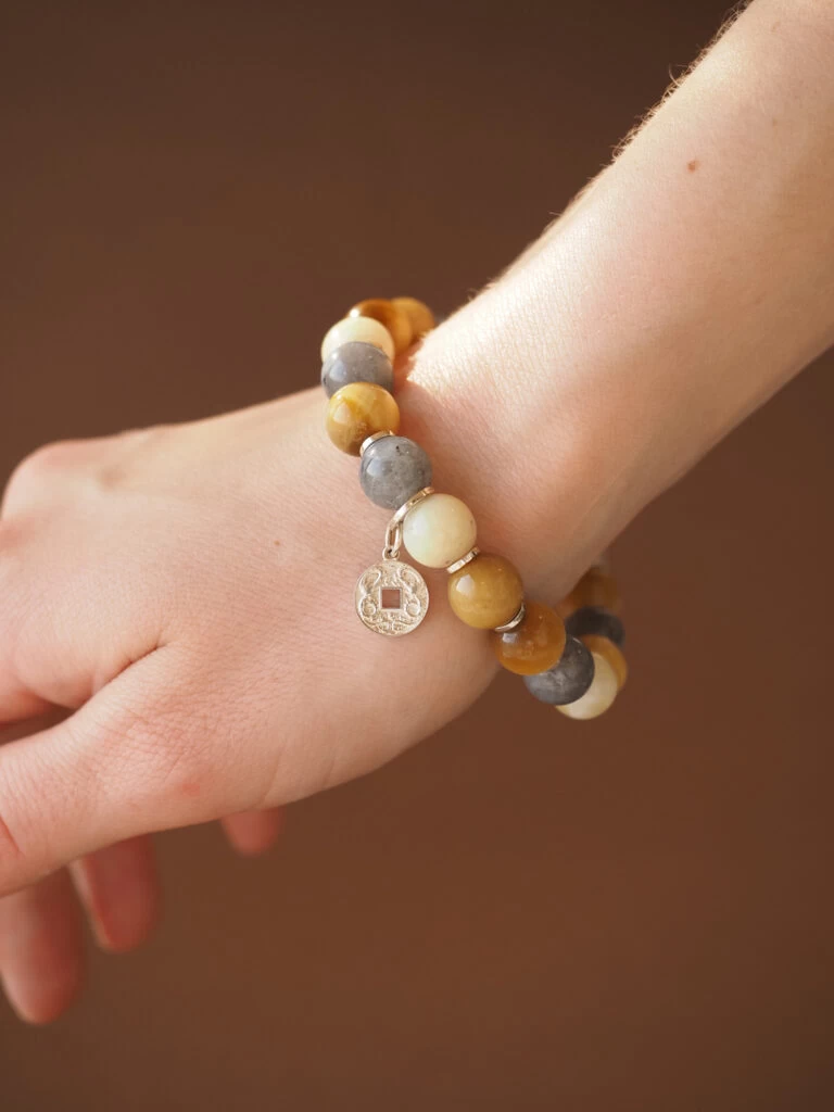 Браслет лаконичный из Лабрадора, Опала и Тигрового глаза