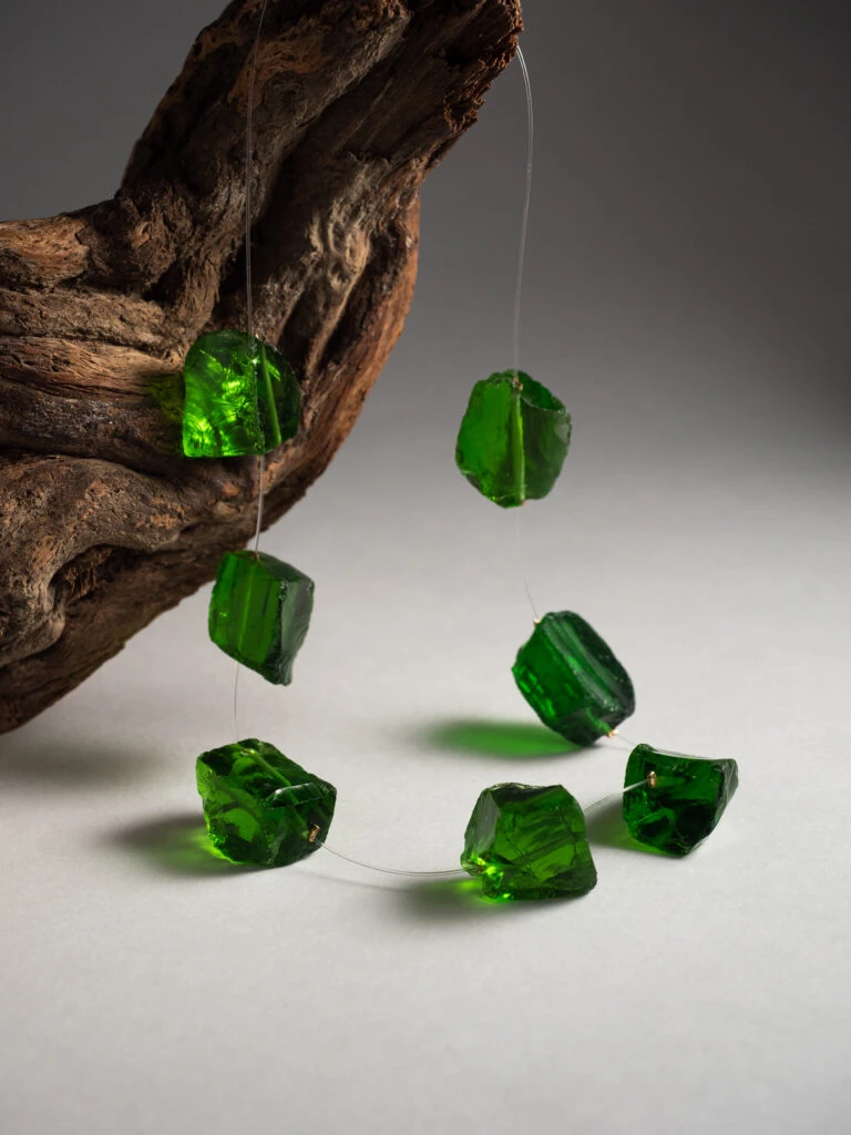 Чокер женский из Аквакварца №1