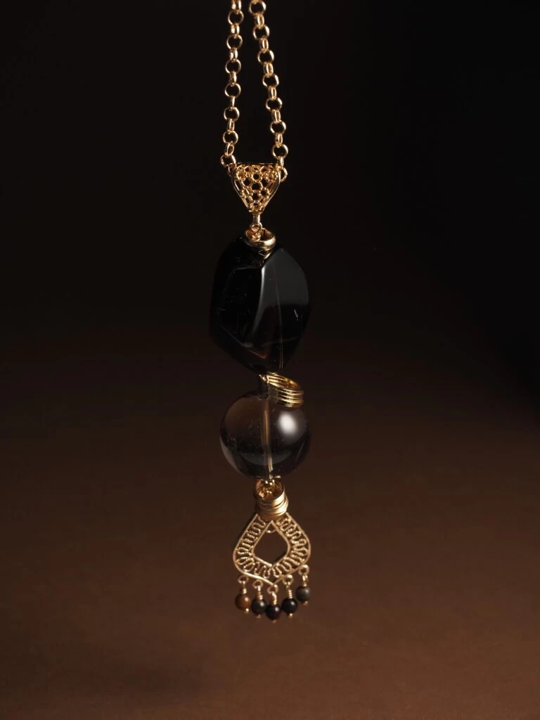 Подвеска женская из Раухтопаза №2