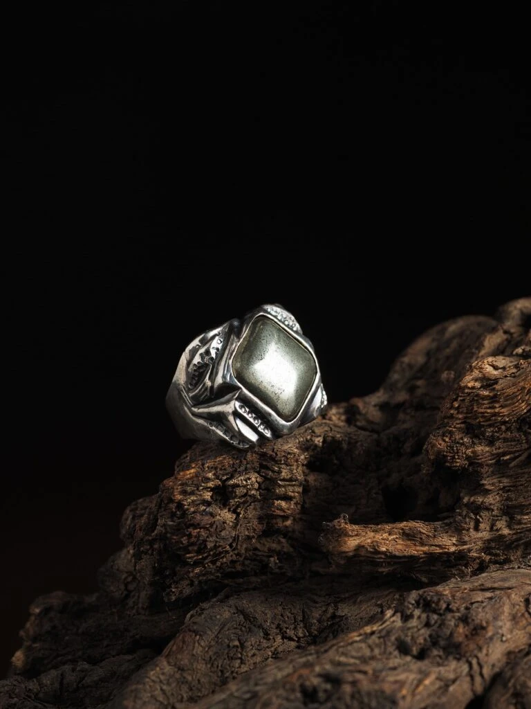 Перстень из Пирита