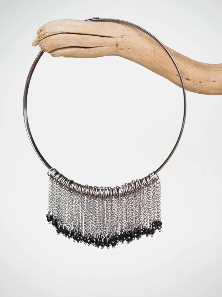 Чокер женский из Шпинели