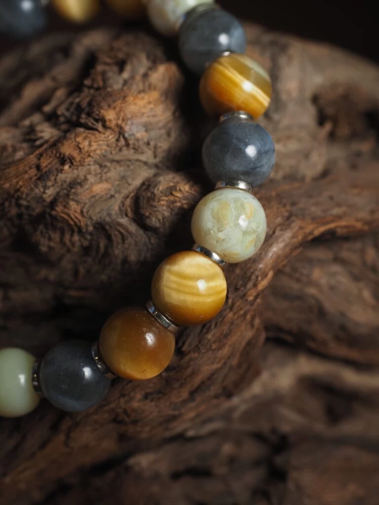 Браслет лаконичный из Лабрадора, Опала и Тигрового глаза