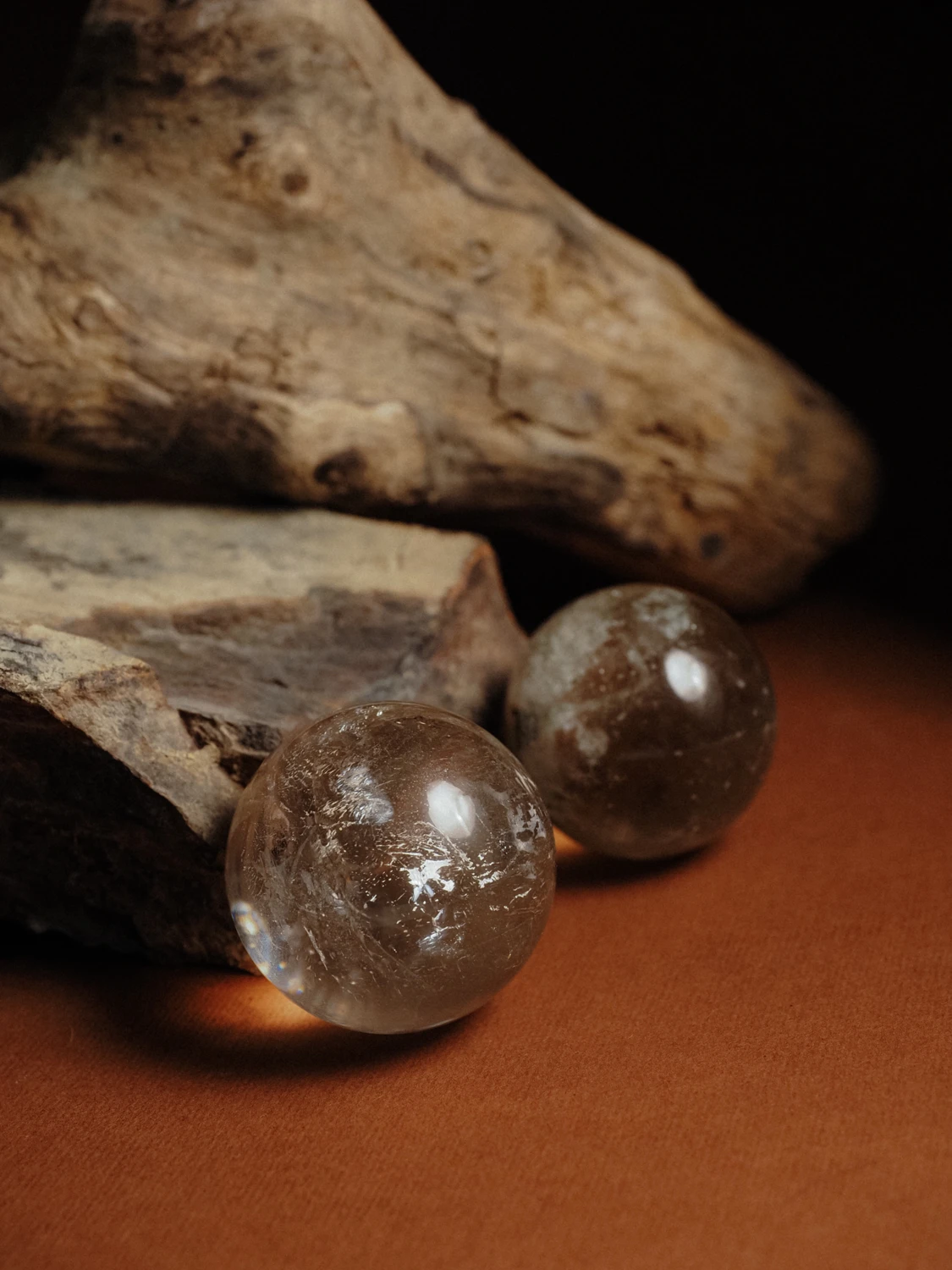 Каменный шар из Раухтопаза