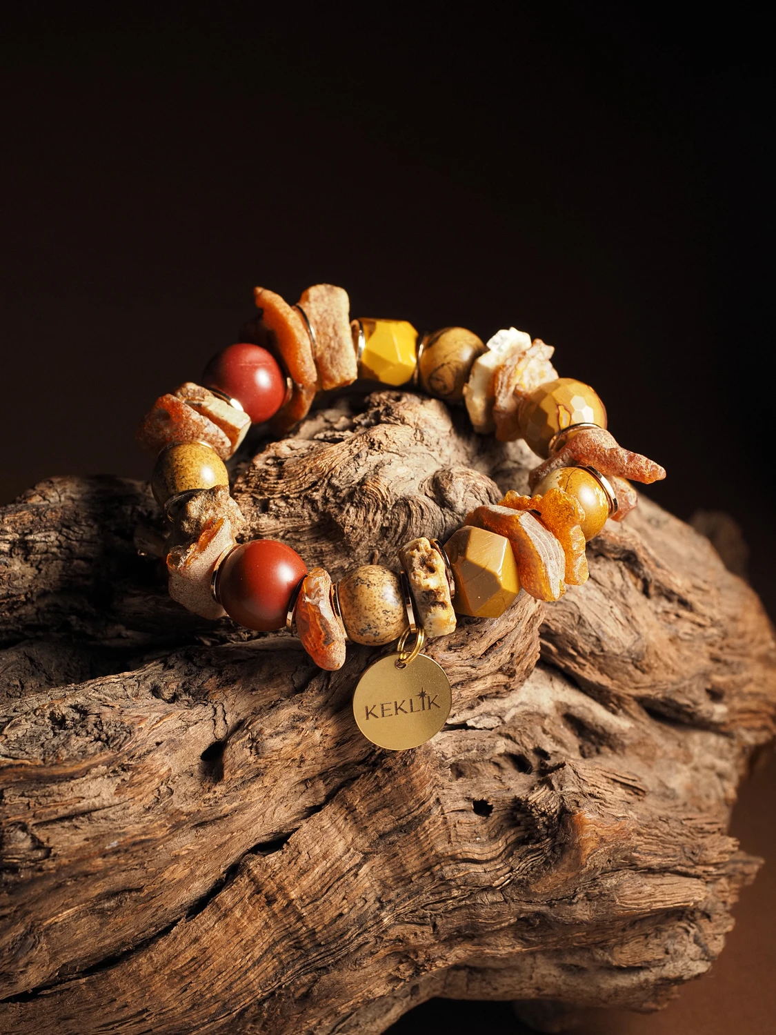 Браслет женский для 19-го числа рождения