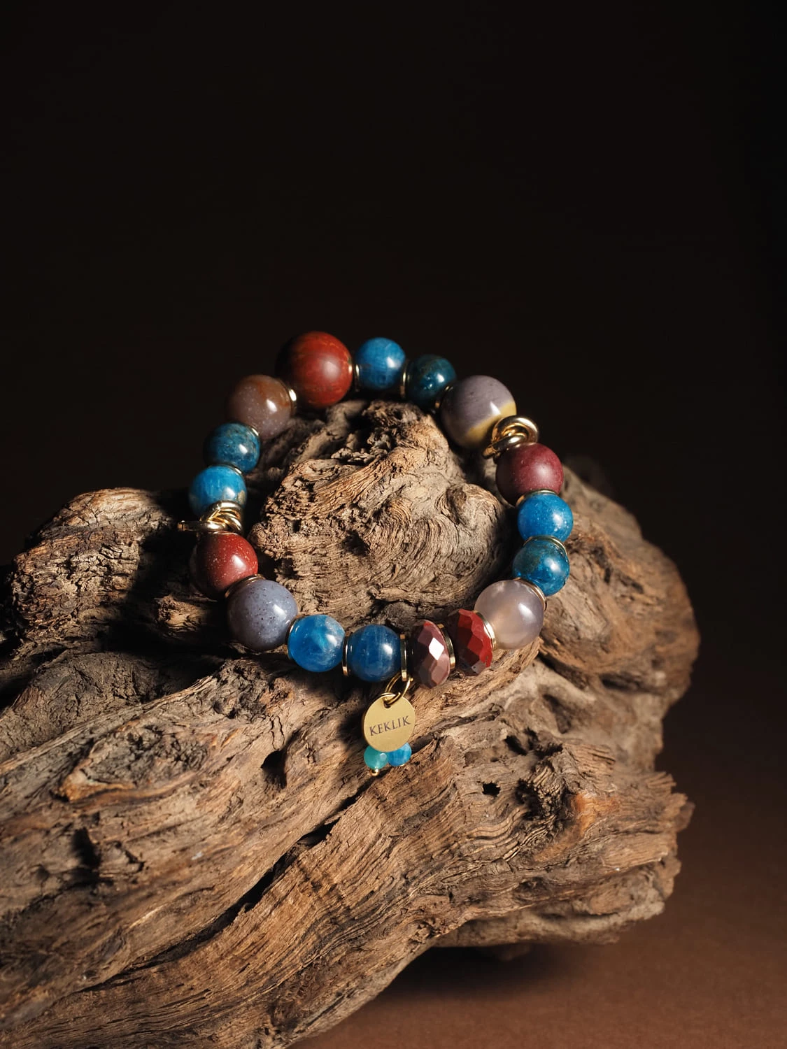 Браслет женский для 4-го числа рождения