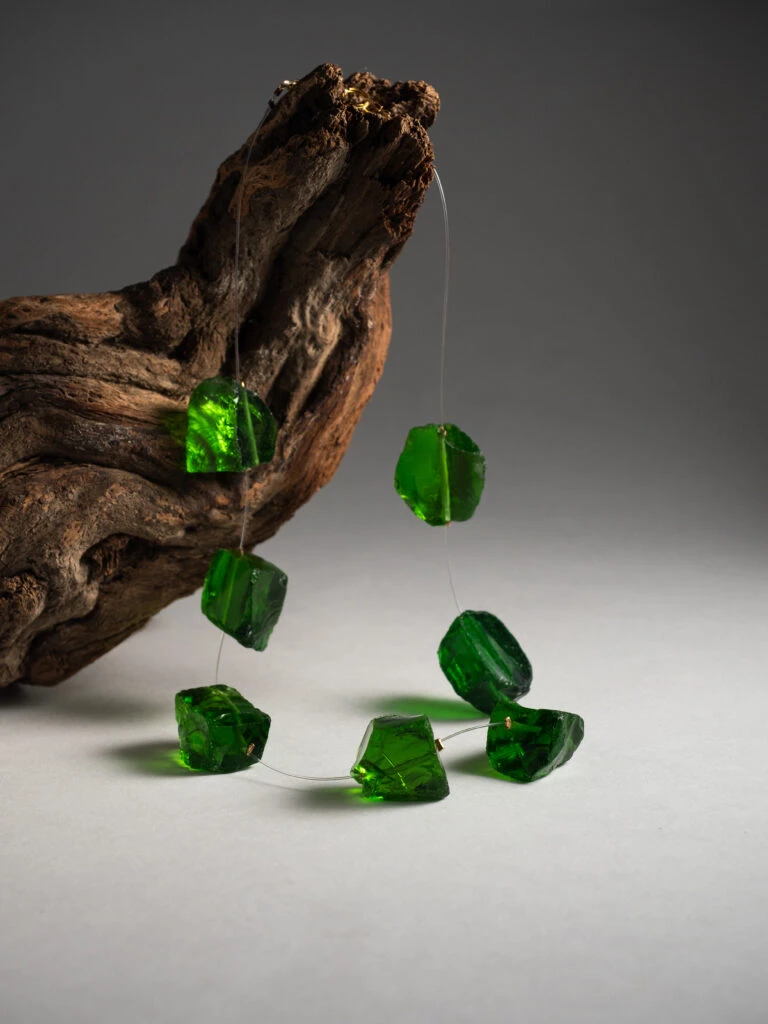 Чокер женский из Аквакварца №1