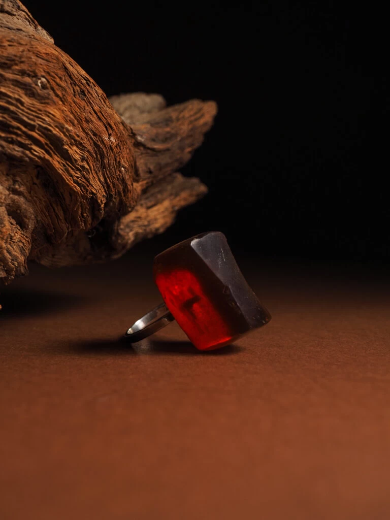 Кольцо из Янтаря