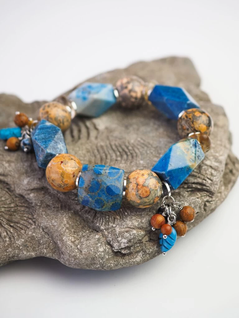 Браслет женский из Коралла, Цитрина и Яшмы