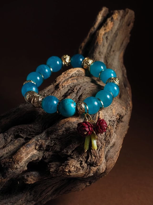 Браслет женский из Амазонита и Вулканита