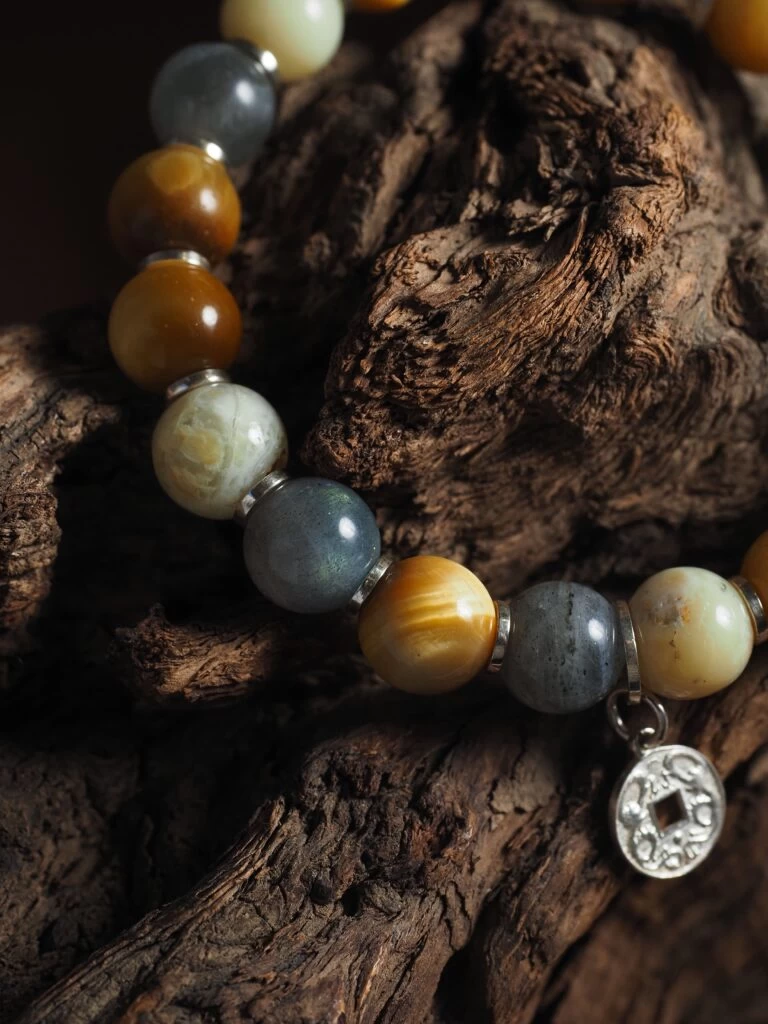 Браслет лаконичный из Лабрадора, Опала и Тигрового глаза