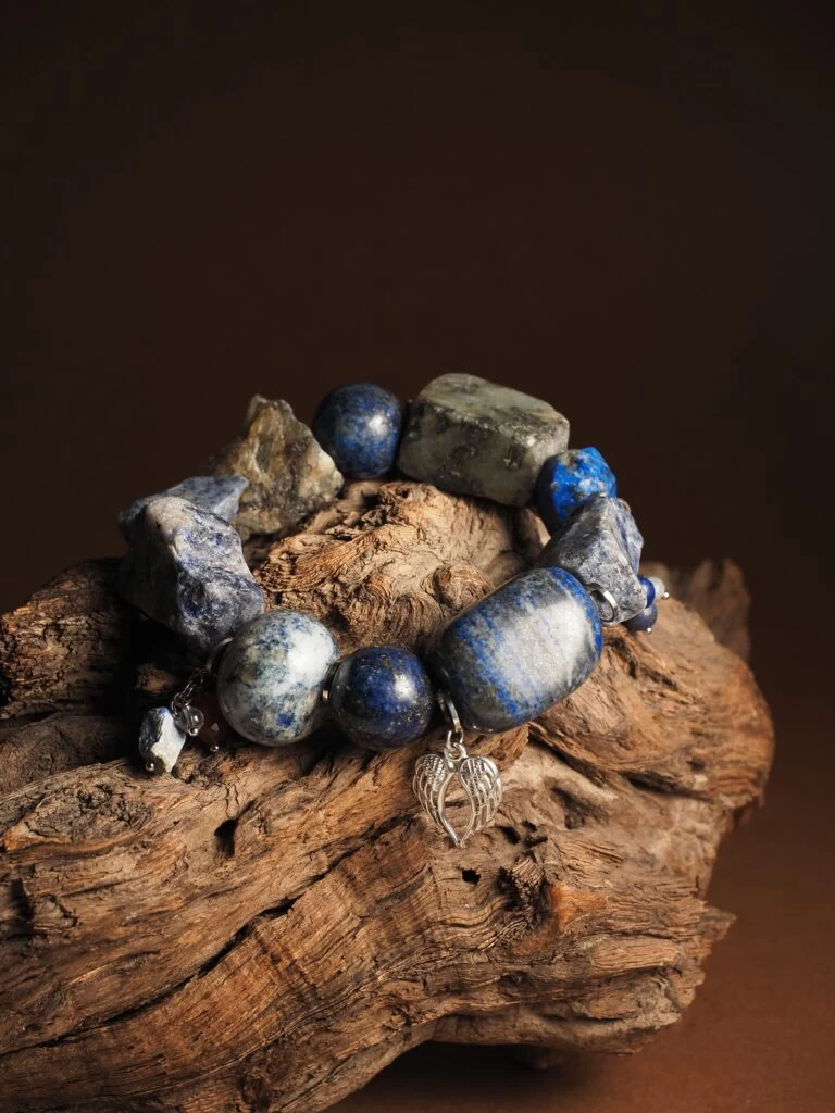 Браслет женский из Лазурита, Лабрадора и Содалита