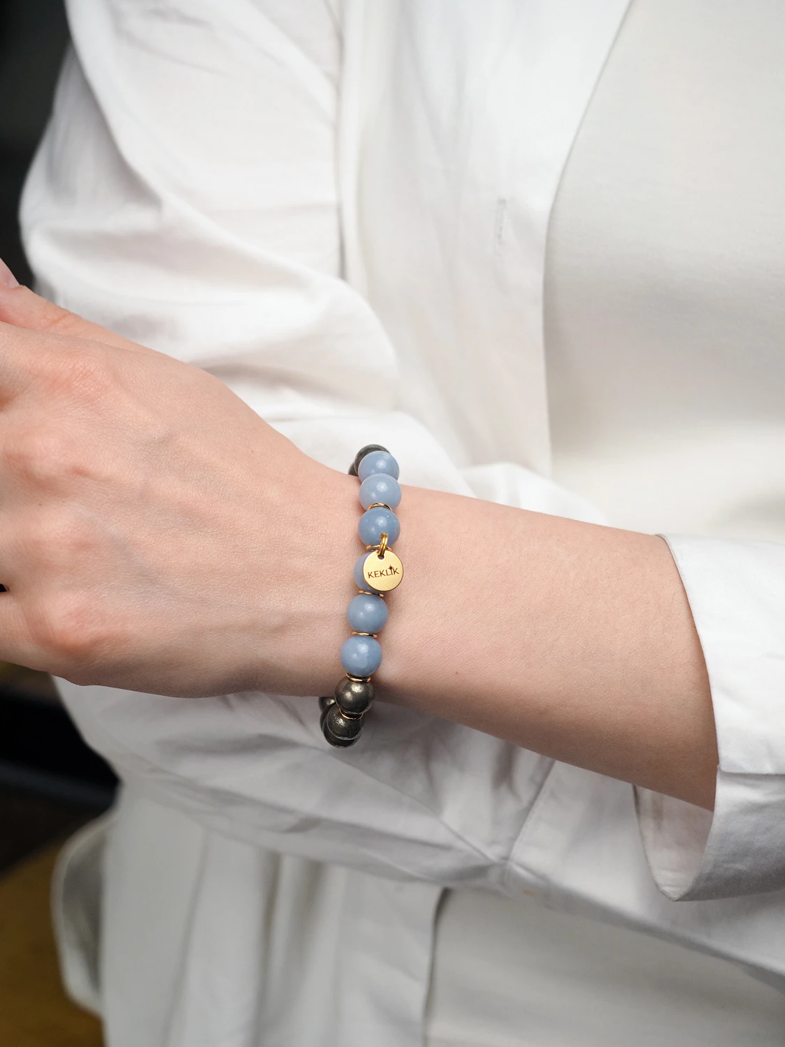 Браслет лаконичный для 20-го числа рождения