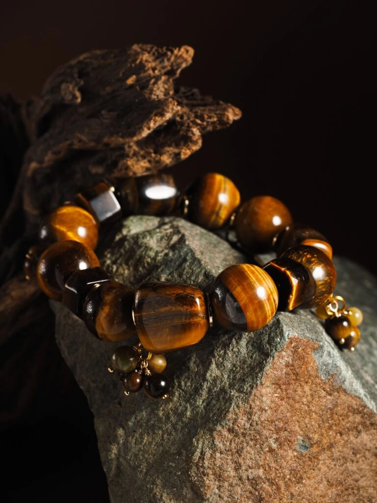 Браслет женский из Тигрового глаза