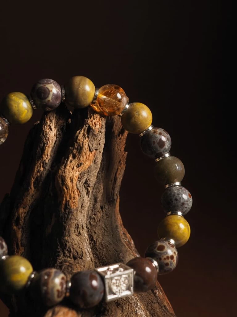 Браслет лаконичный из Цитрина и Яшмы