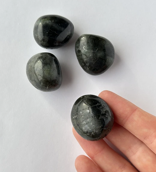 Камень для пространства из Лабрадора №1