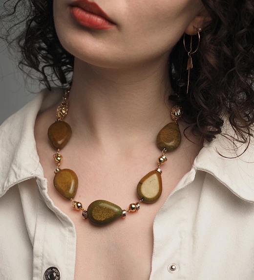 Колье из Яшмы