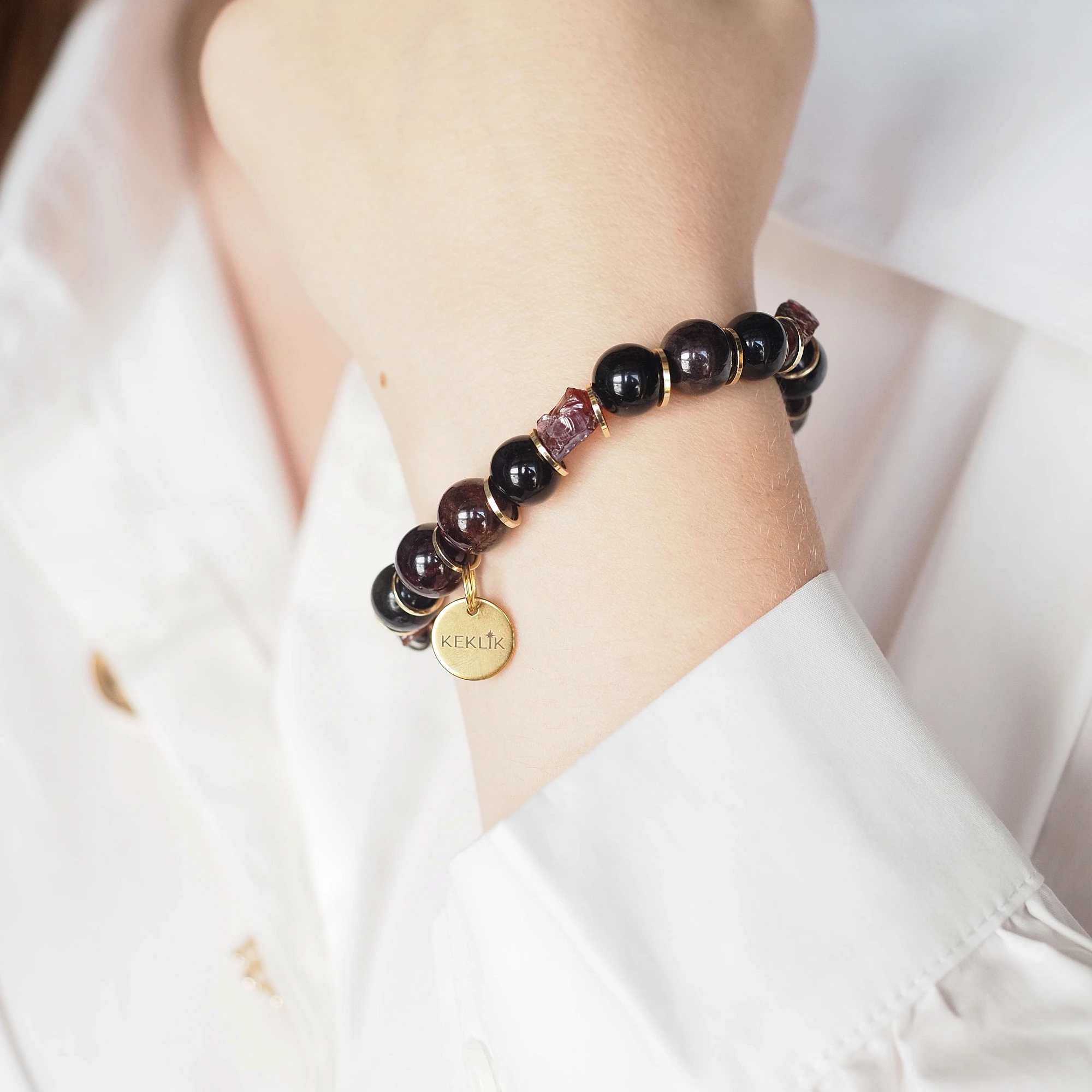 Браслет лаконичный для 13-го числа рождения