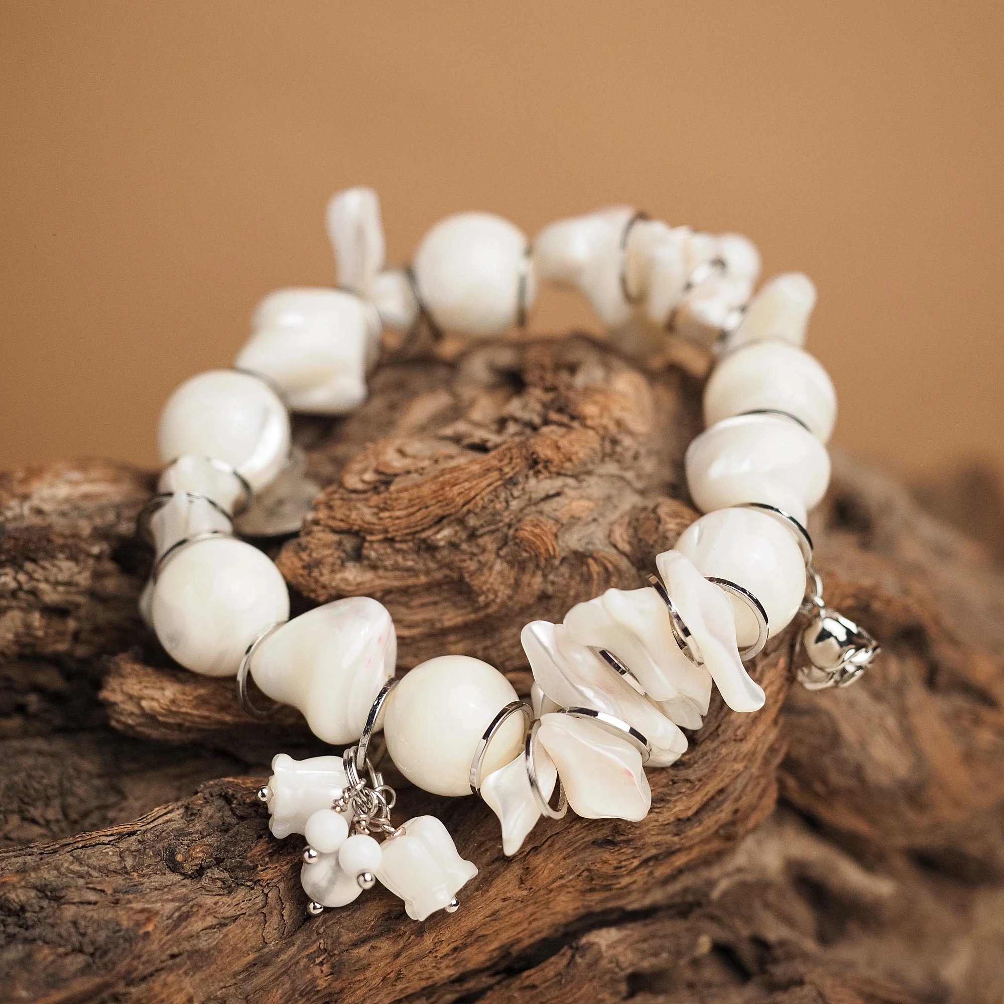 Браслет женский из Перламутра №2