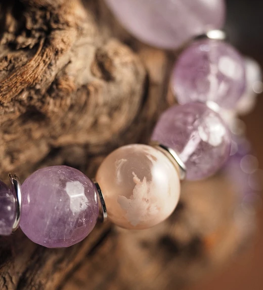 Браслет женский из Аметиста и Сакурового Агата