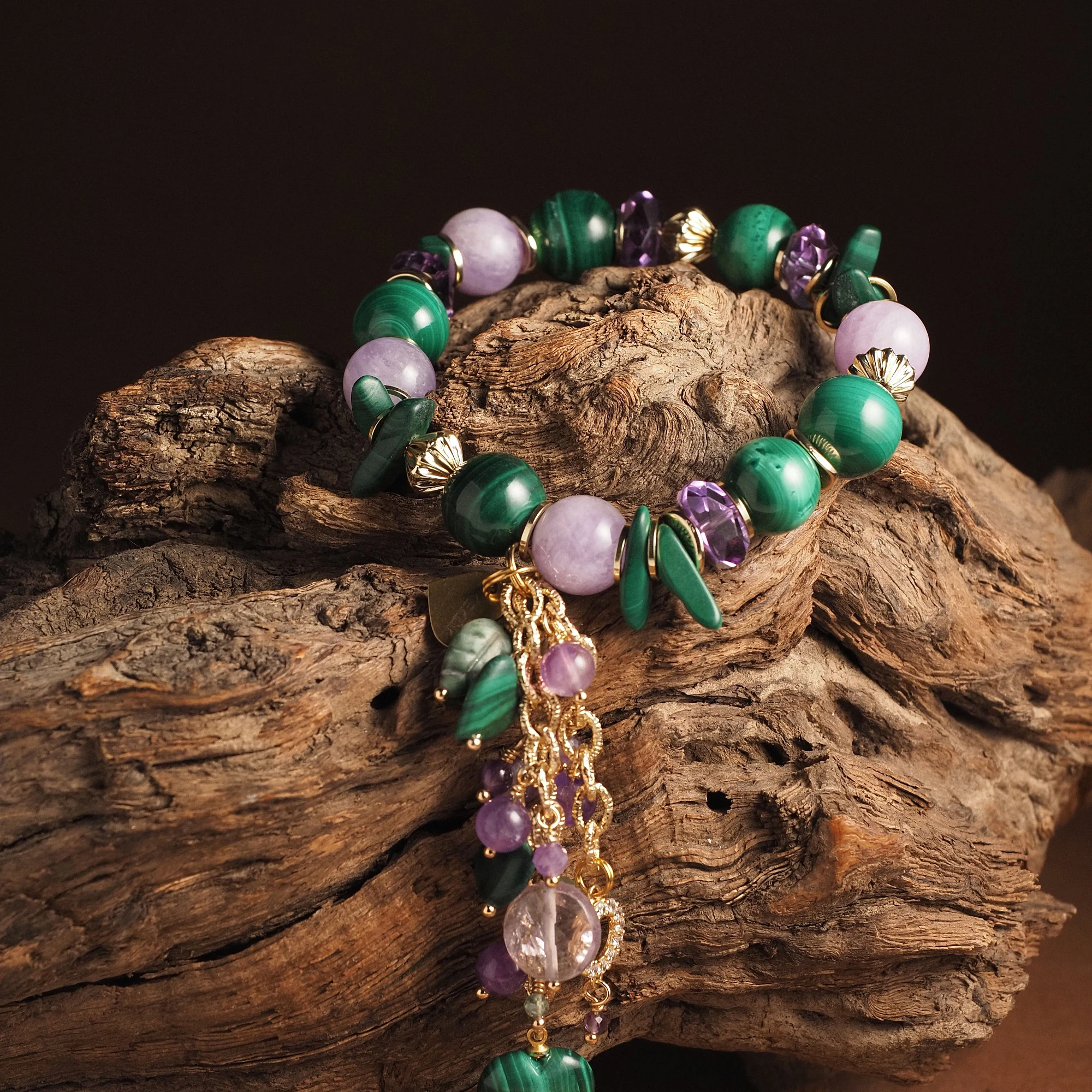 Браслет женский из Аметиста и Малахита