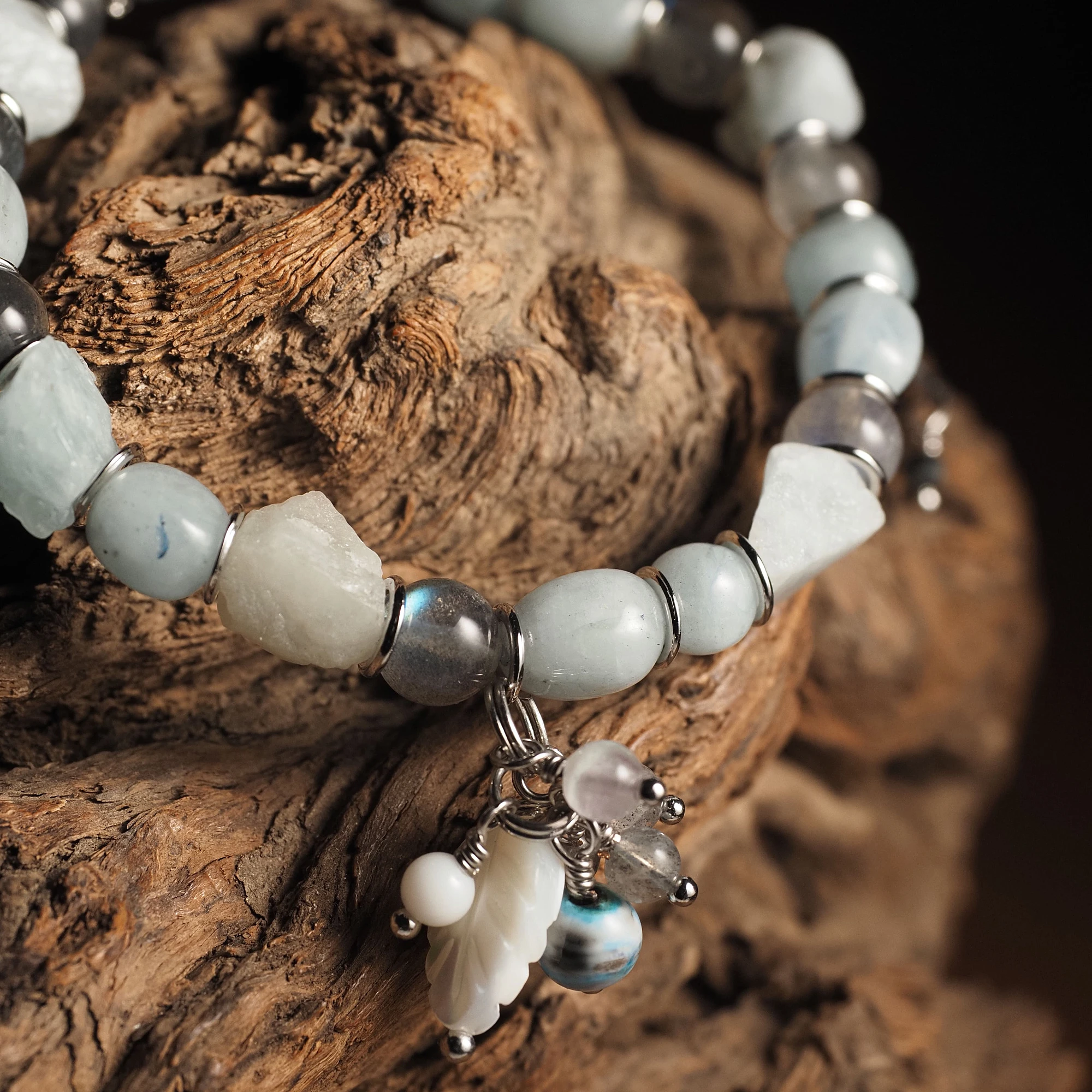 Браслет женский из Аквамарина и Лабрадора