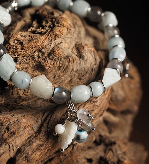Браслет женский из Аквамарина и Лабрадора