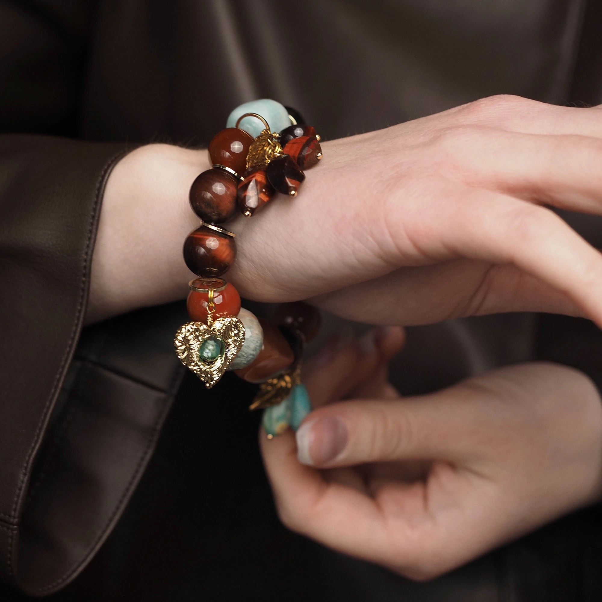 Браслет из Амазонита, Бычьего глаза и Сердолика женский №2