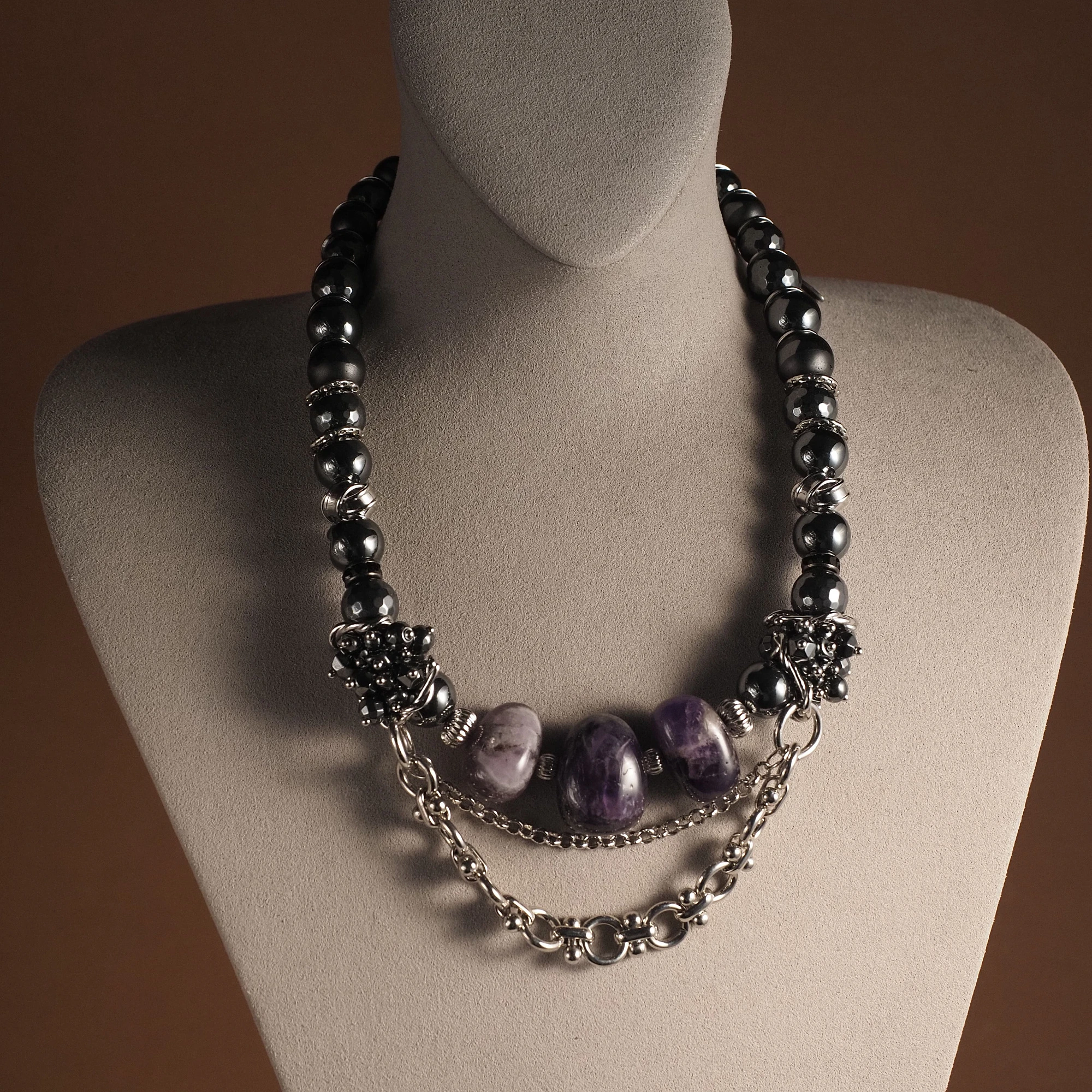 Чокер женский из Аметиста и Гематита