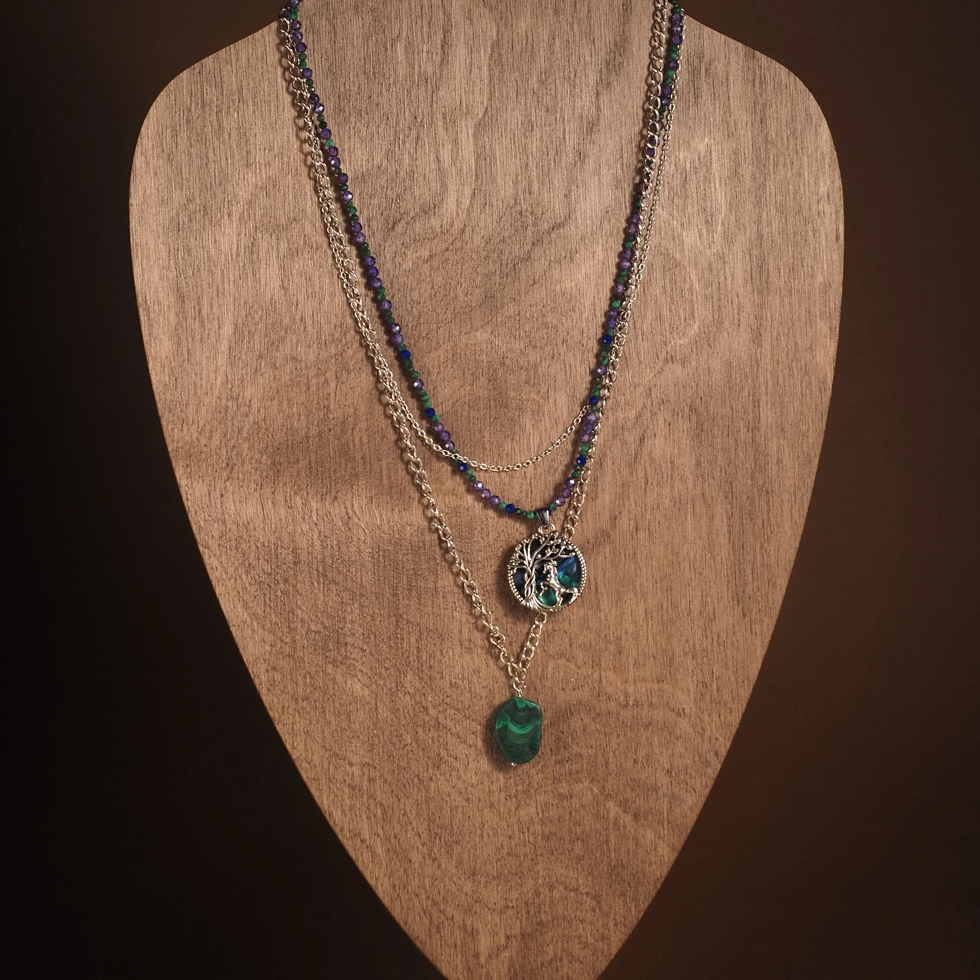 Чокер из Малахита и Шпинели женский