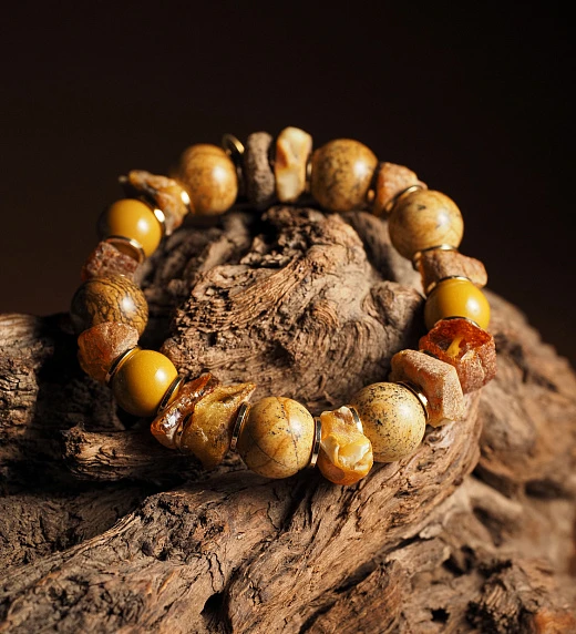 Браслет лаконичный для 19-го числа рождения