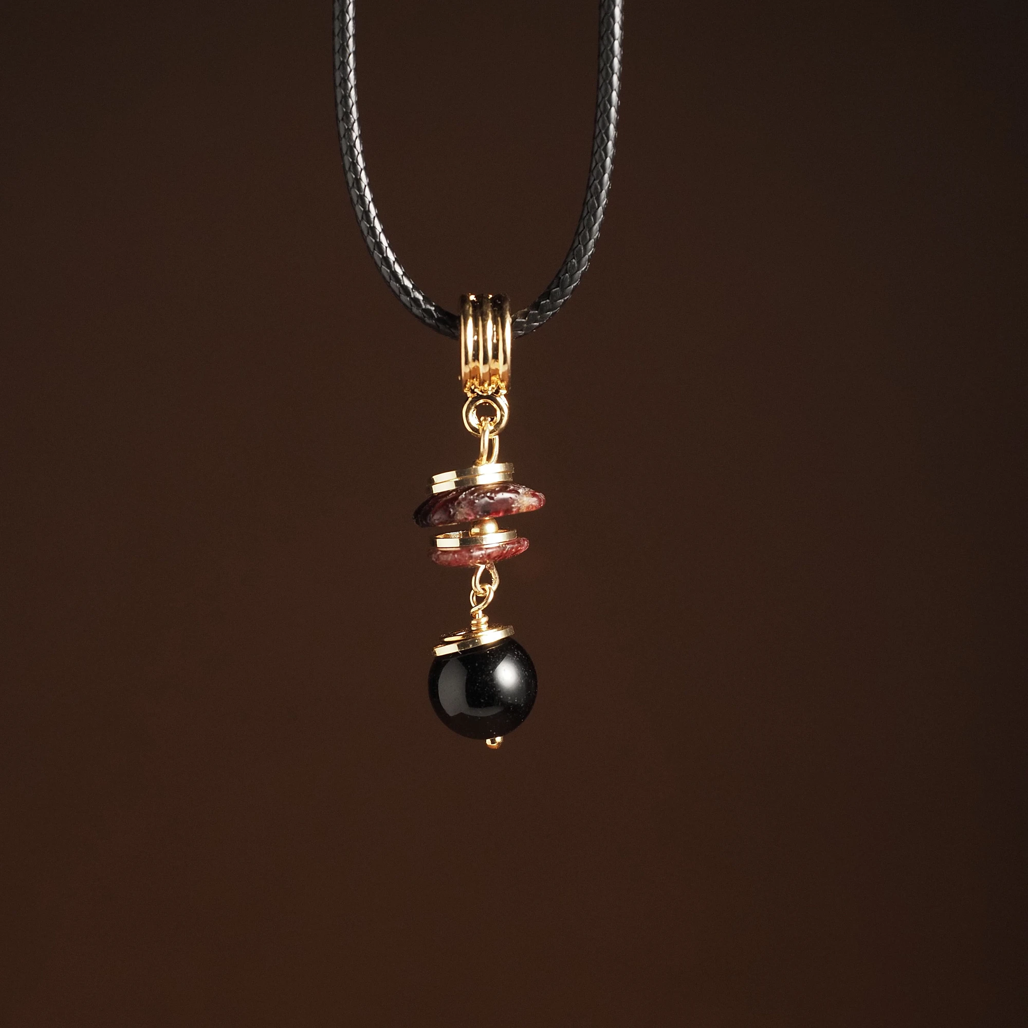 Подвеска для 13-го числа рождения