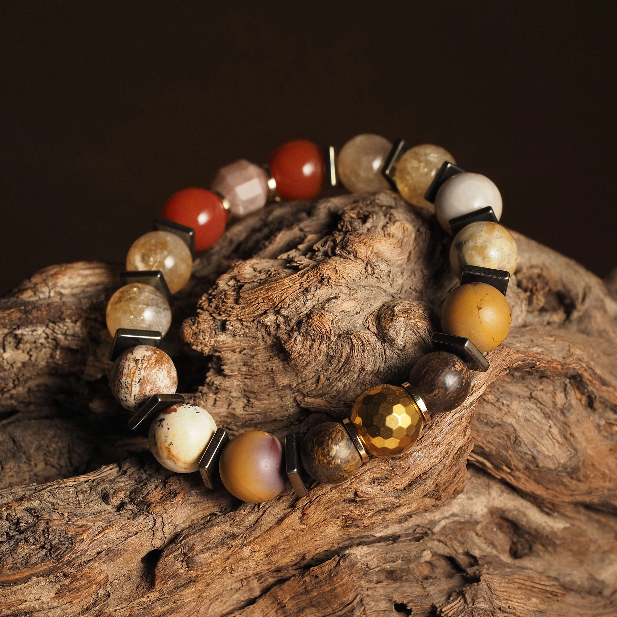 Браслет лаконичный из Солнечного камня, Сердолика, Цитрина, Яшмы, Бронзита и Гематита