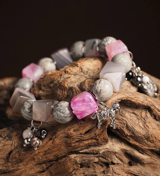 Новогодний браслет №1