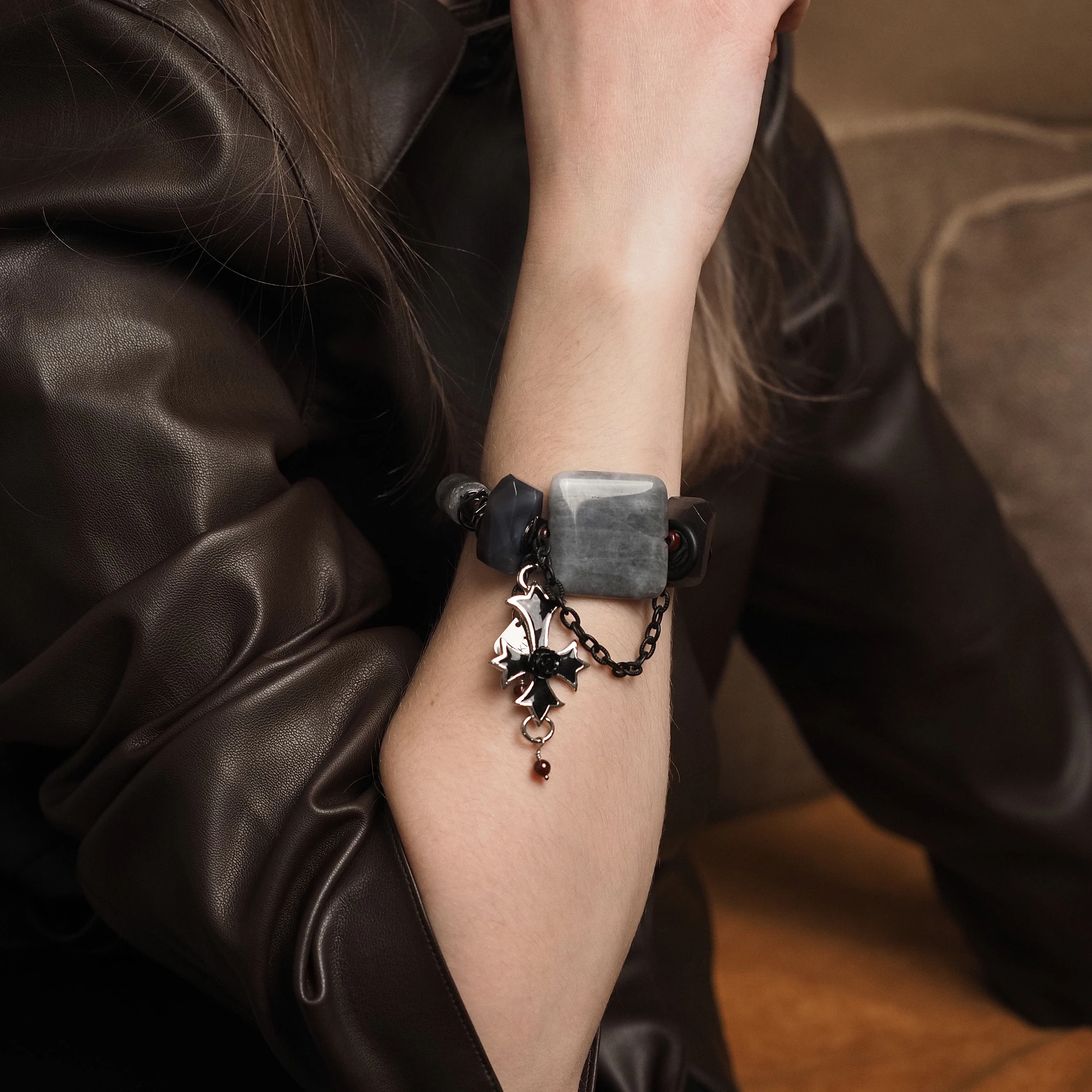 Браслет женский из Турмалинового кварца, Кошачьего глаза, Агата, Граната и Гематита