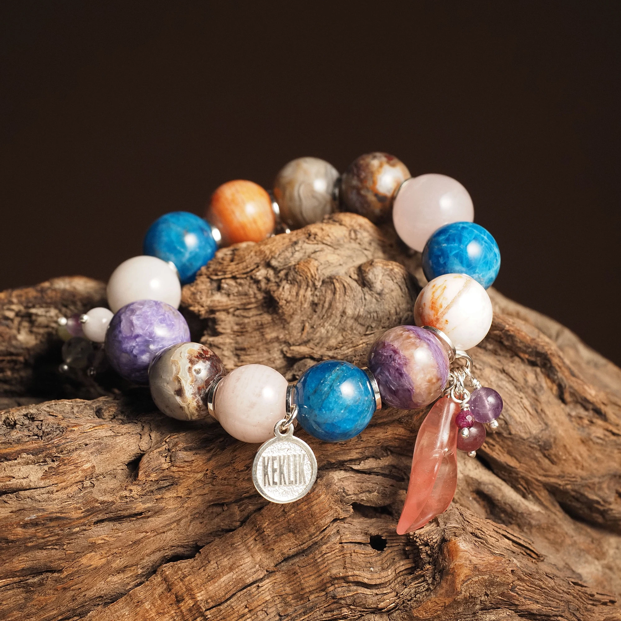 Браслет женский из Агата, Апатита, Розового кварца и Чароита