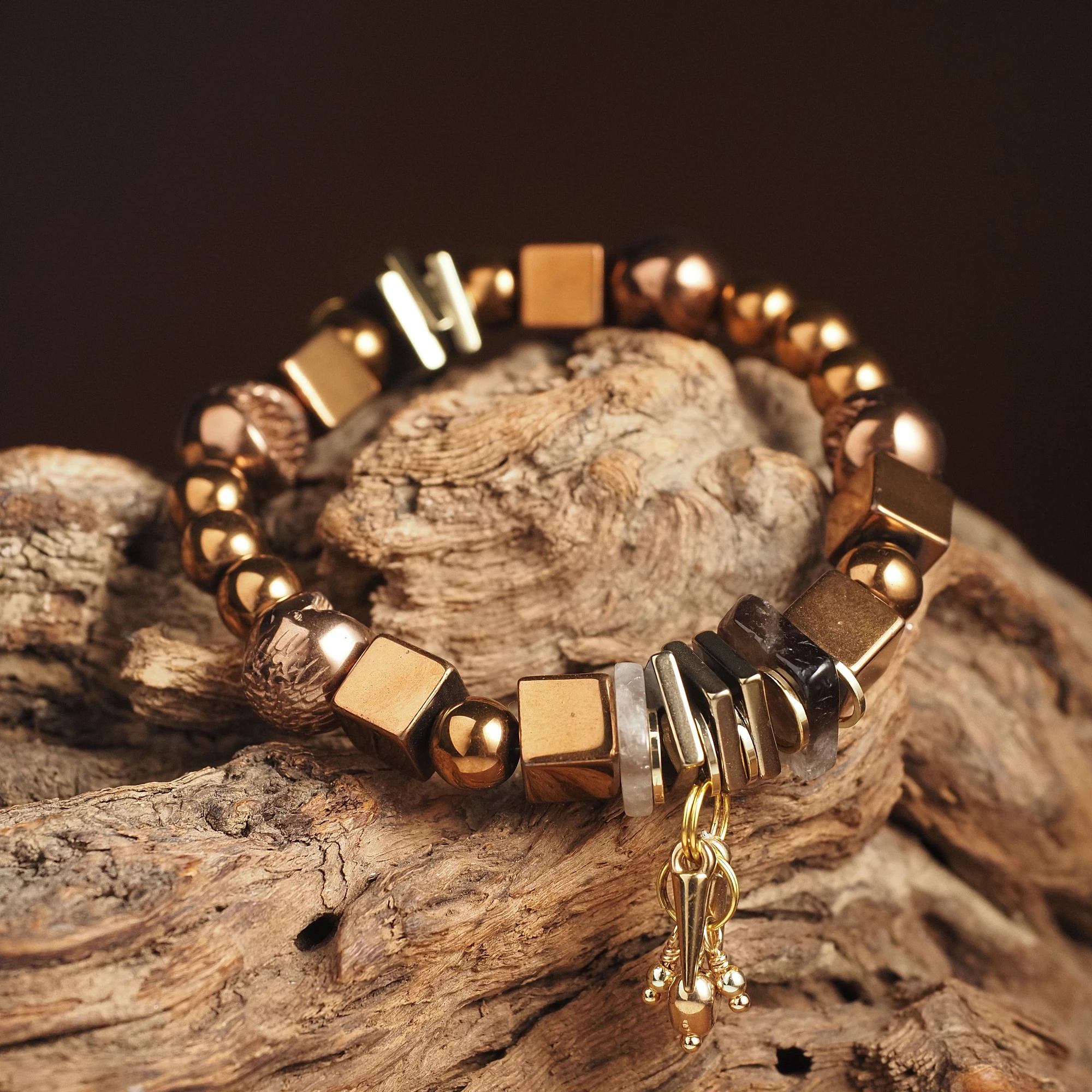 Браслет женский из Гематита и Лабрадора