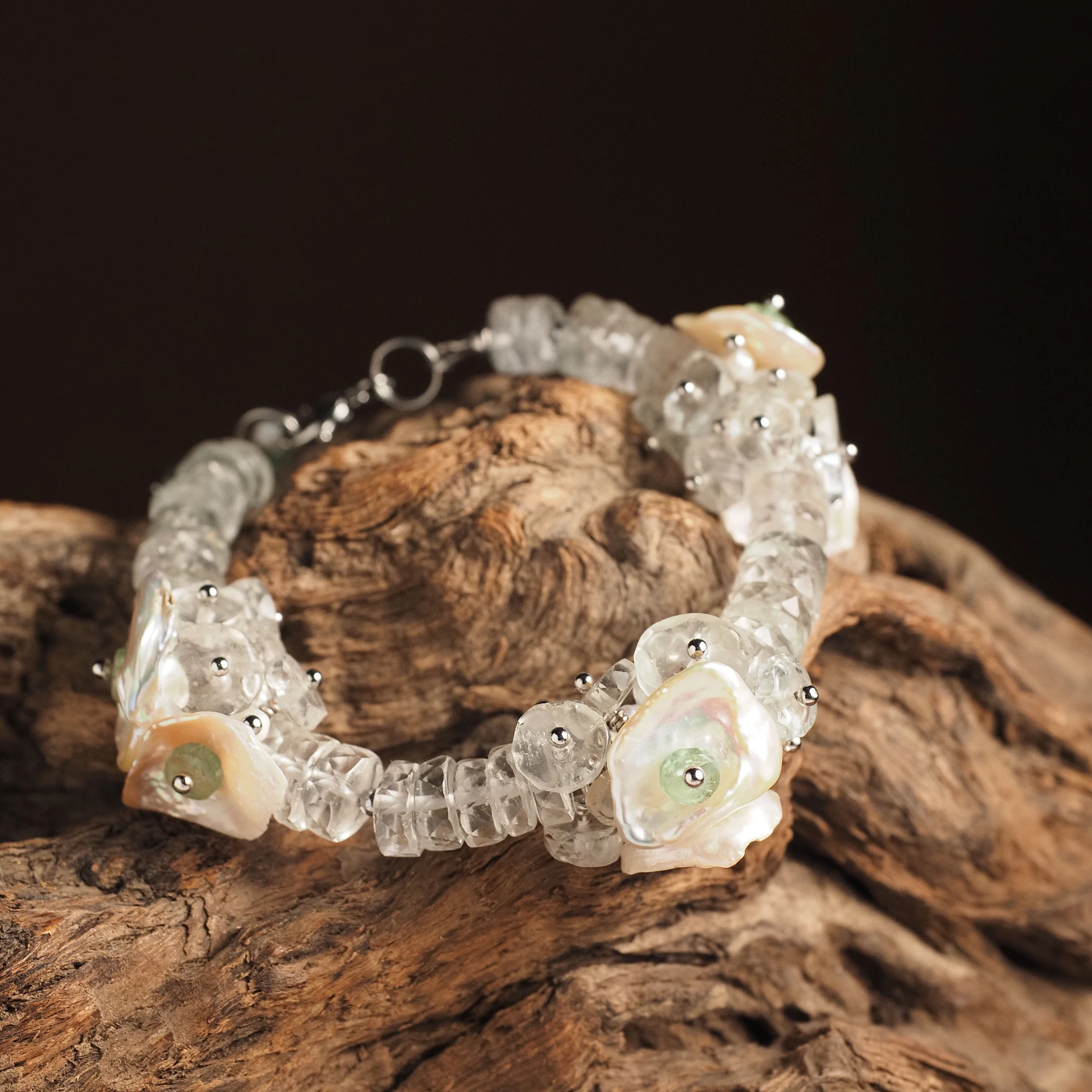 Браслет женский из Жемчуга и зеленого Аметиста